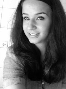DeceptivelyReal - Bild 3