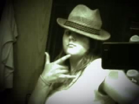 littlegirly - Bild 1