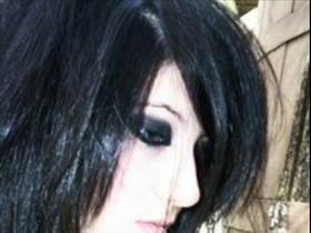 Lil-Emo-Girl - Bild 1