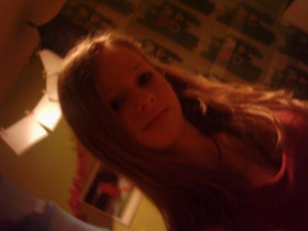 SaraLovesNev - Bild 1