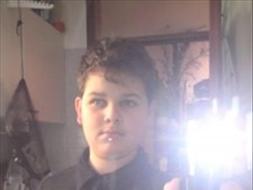 n0rmal0b0y - Bild 1