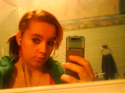 leniifeatnessa - Bild 1