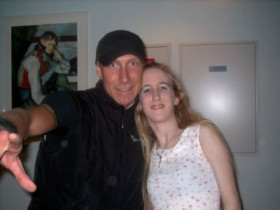 VirusGirl01 - Bild 1