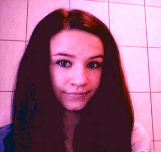 DeceptivelyReal - Bild 1