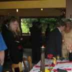 Kleid_aus_Rosen - Bild 3