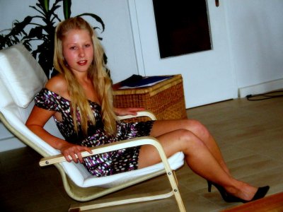 Kleid_aus_Rosen - Bild 1