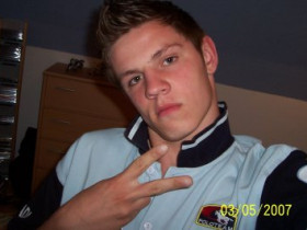 LadYkiLLeR_90 - Bild 1