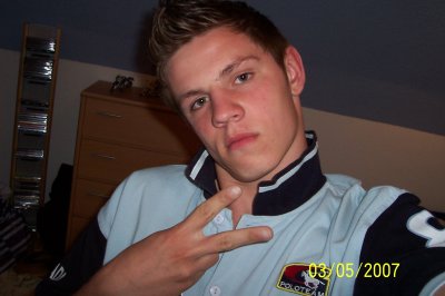 LadYkiLLeR_90 - Bild 1