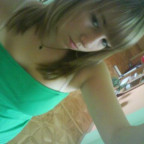 monii - Bild 1
